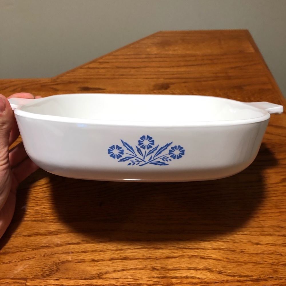 9 Inch Corning Ware Dish (P-9-B)